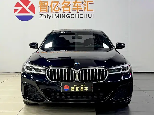 BMW 5 Series — Фото автомобиля 2