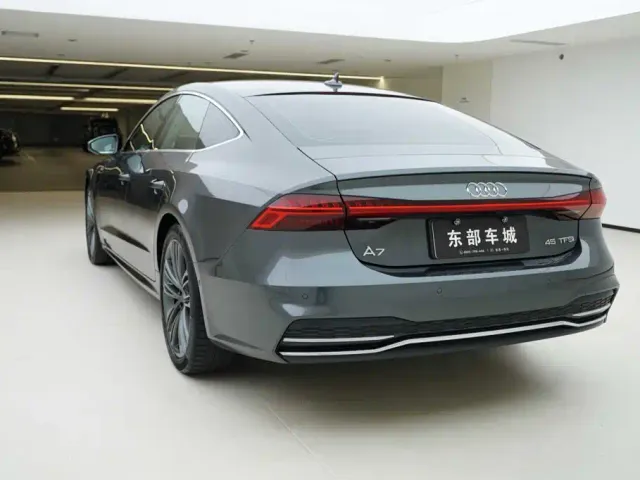 Audi A7 — Фото автомобиля 4