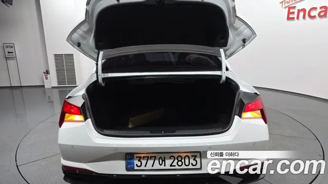 Hyundai AVANTE Avante (CN7) — Фото автомобиля 20