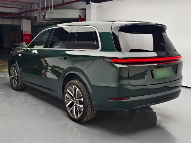 Li Auto L9 — Фото автомобиля 4