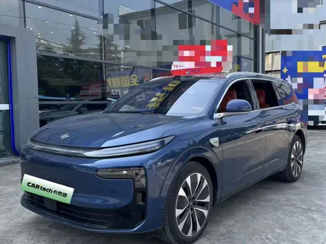Фотография автомобиля — Dongfeng E8 M8