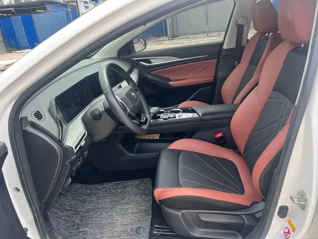 Changan Eado — Фото автомобиля 7