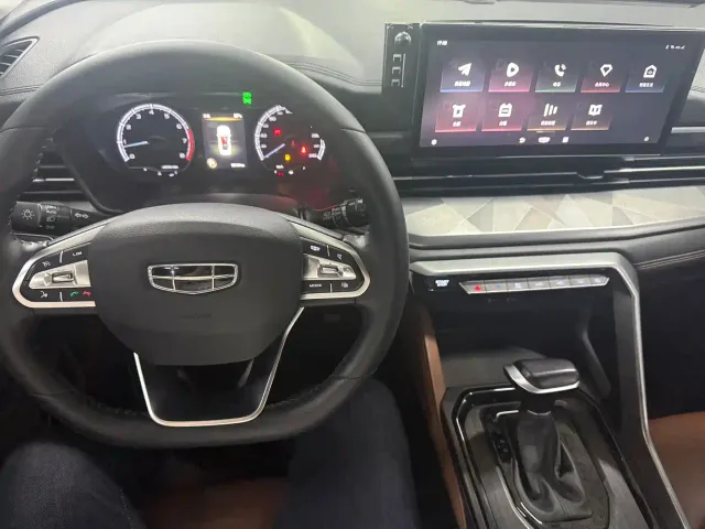 Geely Vision X6 — Фото автомобиля 6