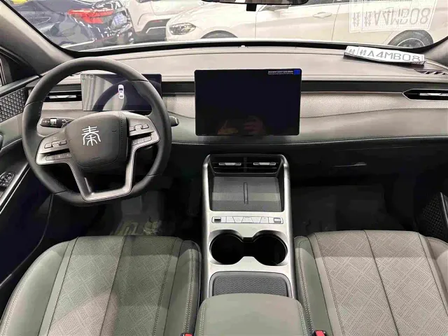 BYD Qin PLUS — Фото автомобиля 9
