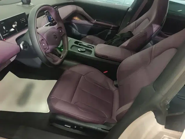 Nio ET5 Touring — Фото автомобиля 14