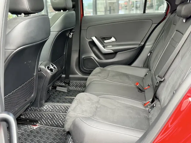 Mercedes-Benz A-Class — Фото автомобиля 15