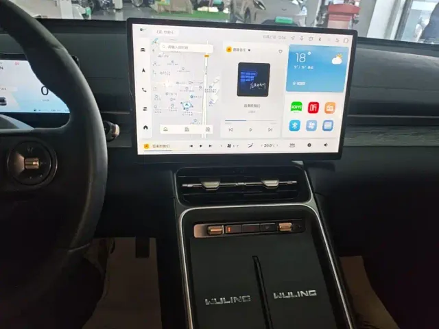 Wuling Starlight S — Фото автомобиля 12
