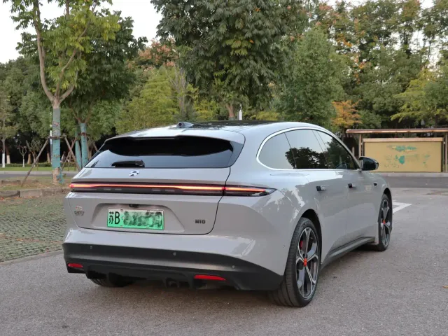 Nio ET5 Touring — Фото автомобиля 3