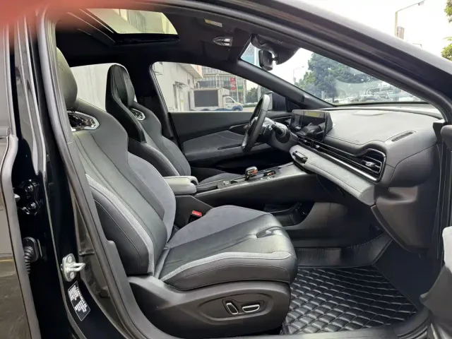 GAC Trumpchi Emkoo — Фото автомобиля 14