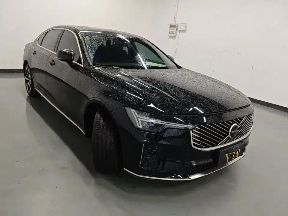 Volvo Volvo S90 2025 B5 Zhiyi Luxury Edition — Фото автомобиля 3