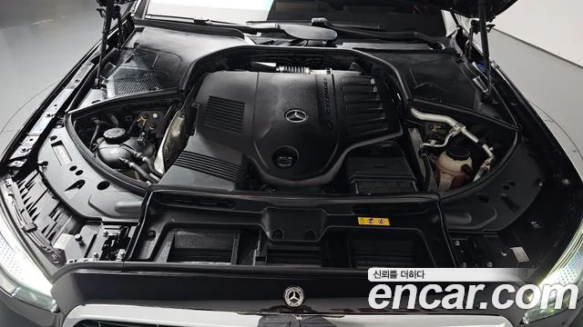 Mercedes-Benz S-Class W223 — Фото автомобиля 9