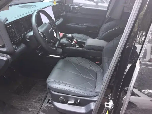 BYD FangChengBao Leopard 5 — Фото автомобиля 9