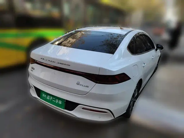 BYD Qin PLUS — Фото автомобиля 6