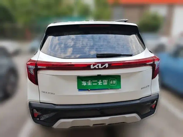 Kia Seltos — Фото автомобиля 3