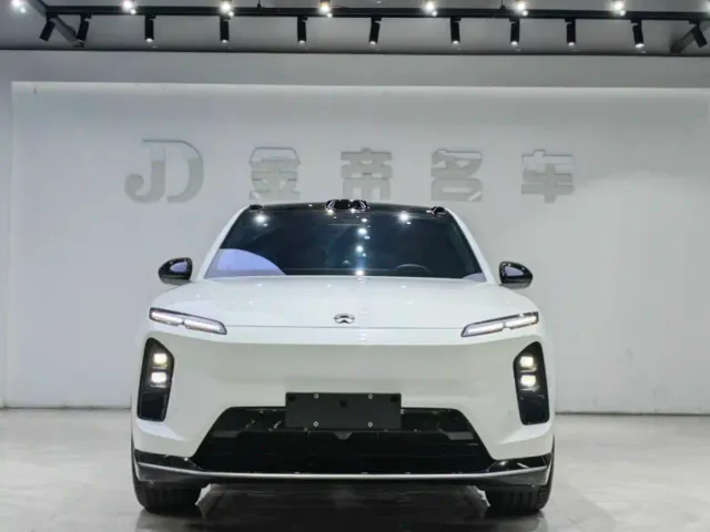 Nio EC6 — Фото автомобиля 2