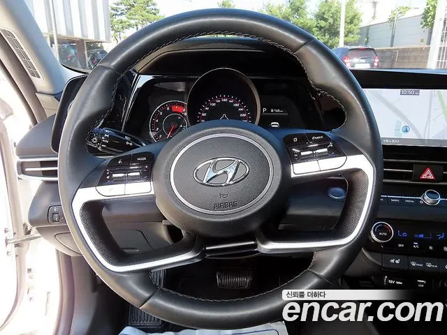 Hyundai Avante CN7 — Фото автомобиля 8