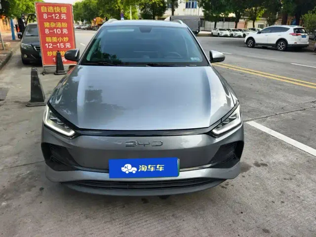 BYD e2 — Фото автомобиля 2