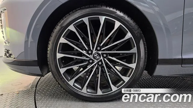 Hyundai Grandeur GN7 — Фото автомобиля 5