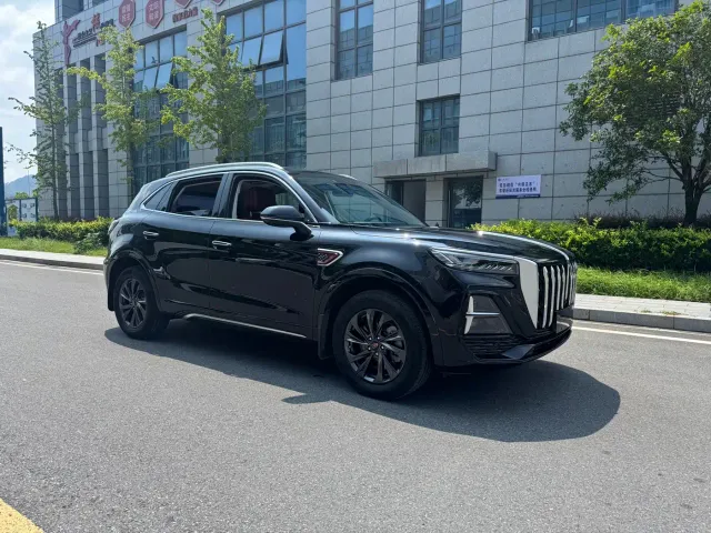 Hongqi HS5 — Фото автомобиля 4