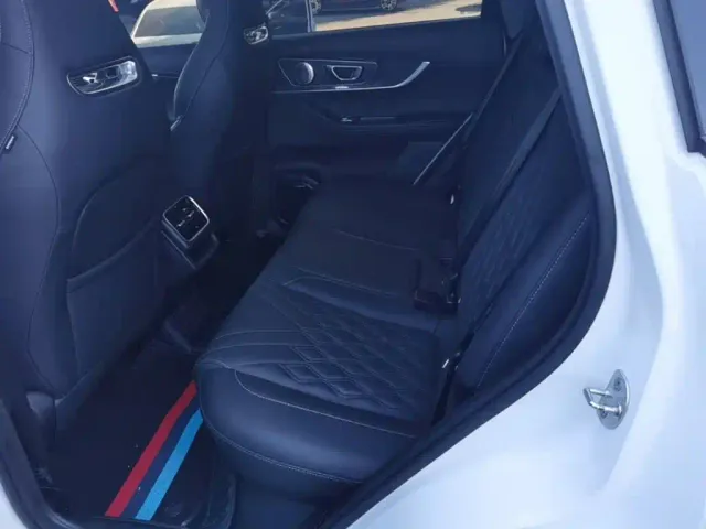 Chery Tiggo 7 PLUS — Фото автомобиля 16