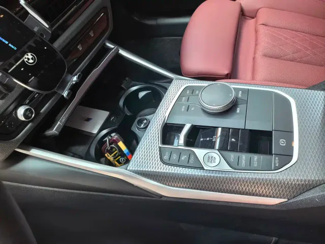 BMW 3 Series — Фото автомобиля 10