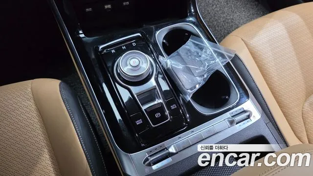 Kia Canival Carnival 4 поколение Бензин 9 мест Signature — Фото автомобиля 9