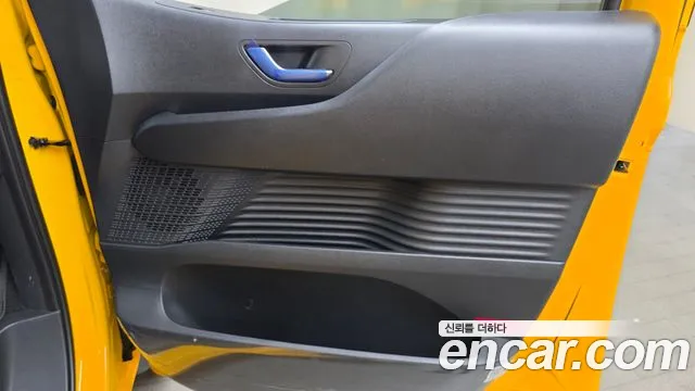 Hyundai Staria — Фото автомобиля 24