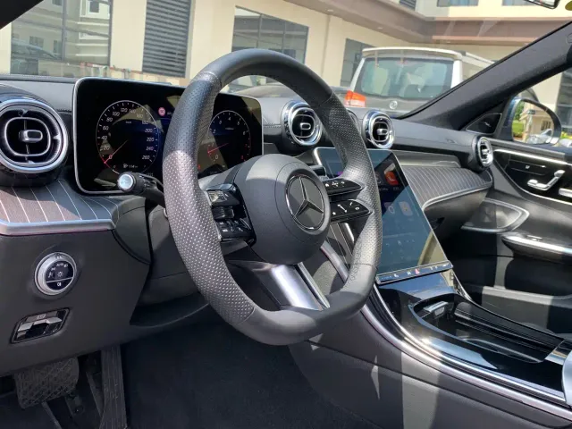 Mercedes-Benz C-Class — Фото автомобиля 18