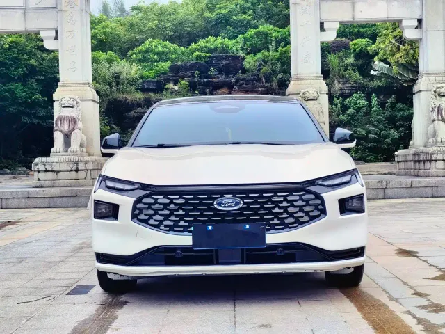 Ford Mondeo — Фото автомобиля 2