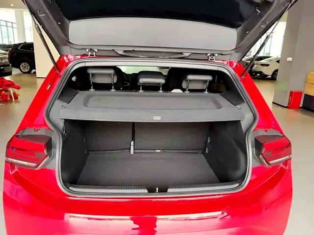 Volkswagen ID.3 — Фото автомобиля 18