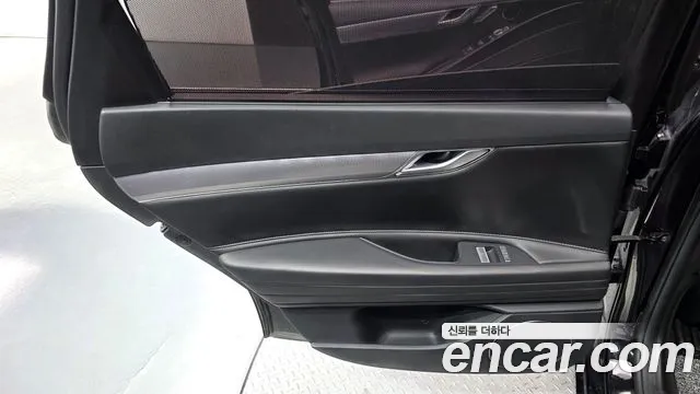Genesis G80 RG3 — Фото автомобиля 14
