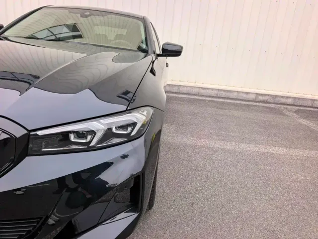 BMW i3 — Фото автомобиля 10