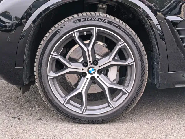 BMW X5 — Фото автомобиля 4