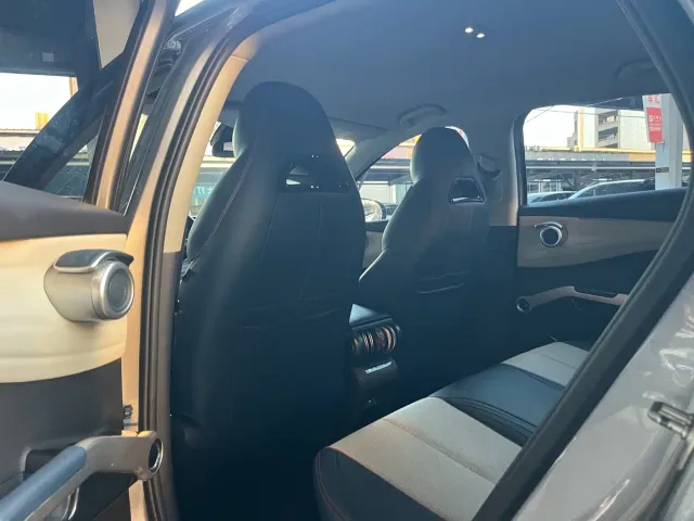 BYD Yuan PLUS — Фото автомобиля 11