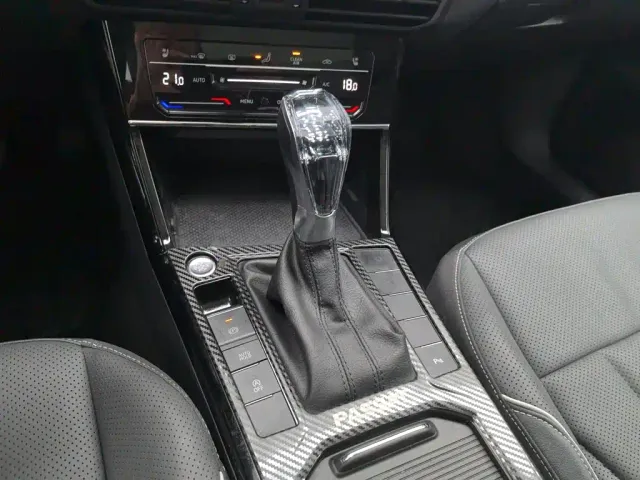 Volkswagen Passat — Фото автомобиля 13