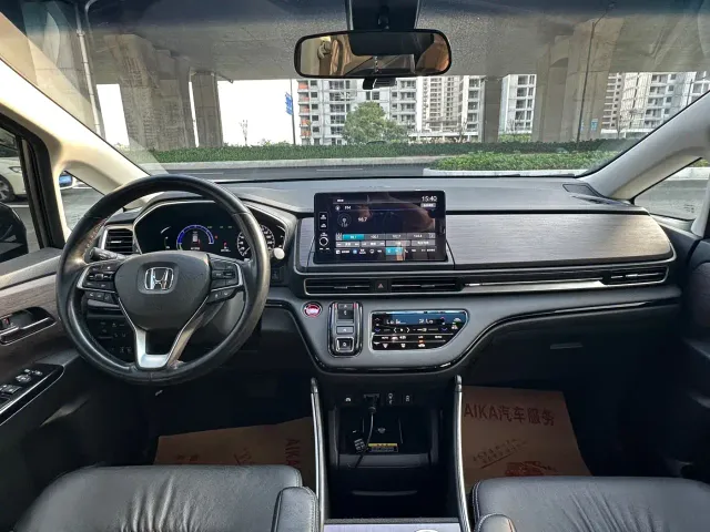 Honda Odyssey — Фото автомобиля 17