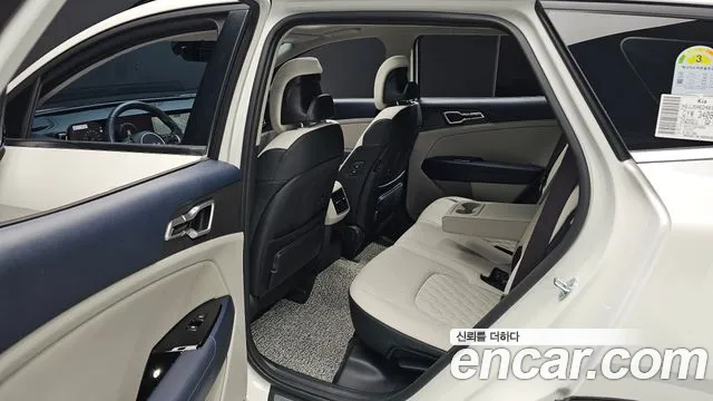 Kia Sportage Sportage 5-е поколение Бензин 1.6 турбо 2WD — Фото автомобиля 12