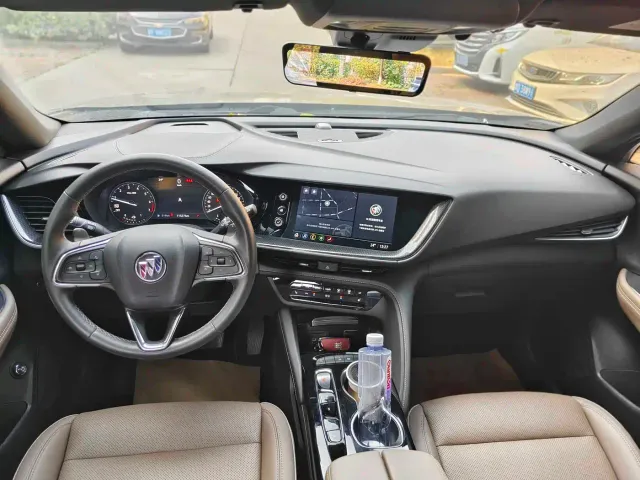 Buick Envision Plus — Фото автомобиля 6