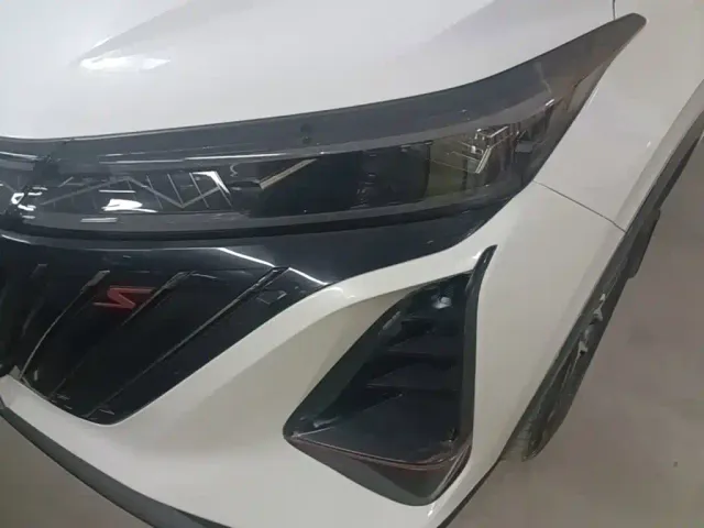 Changan CS75 Plus — Фото автомобиля 23