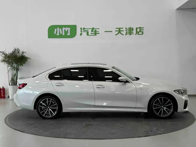 BMW 3 Series — Фото автомобиля 6