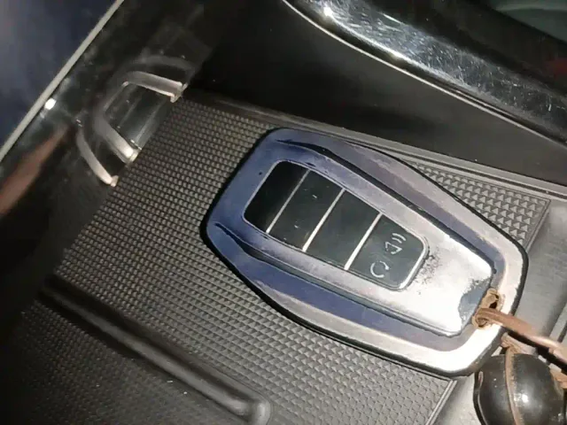 Geely Boyue — Фото автомобиля 8