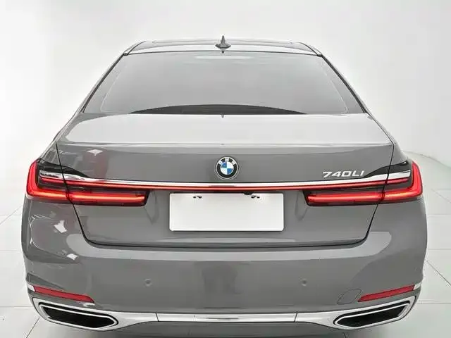 BMW 7 Series — Фото автомобиля 5
