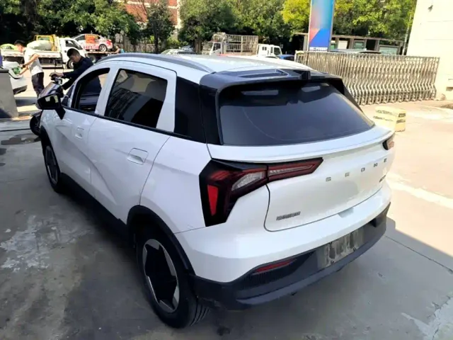 Geely Geometry E Firefly — Фото автомобиля 4
