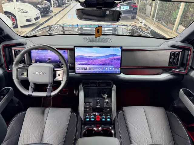 BYD FangChengBao Leopard 5 — Фото автомобиля 9