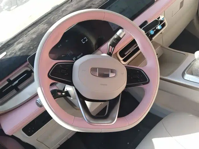 Geely Geometry E Firefly — Фото автомобиля 15