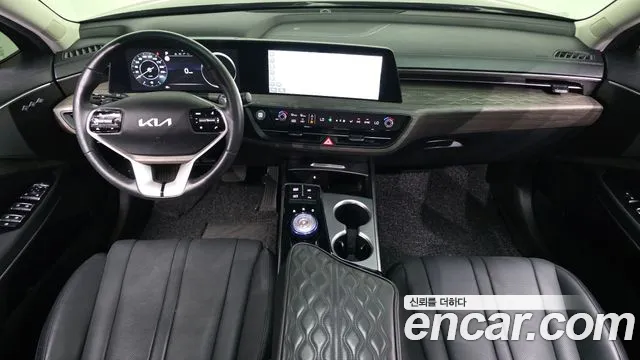 Kia K8 — Фото автомобиля 6