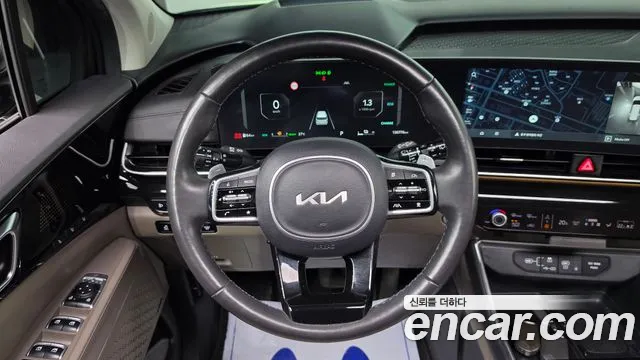 Kia Carnival Generation 4 — Фото автомобиля 20