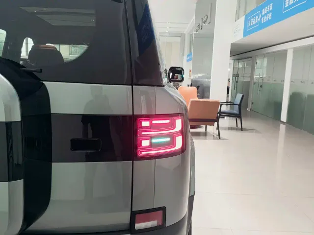 BYD FangChengBao Titanium 7 — Фото автомобиля 15