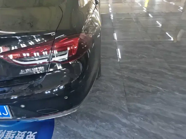 Buick Regal — Фото автомобиля 7