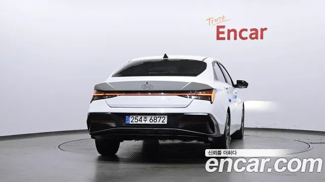 Hyundai AVANTE Новый Avante (CN7) — Фото автомобиля 4